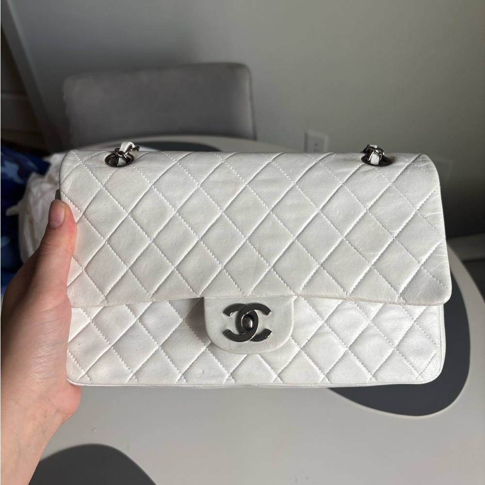Chanel Classic Flap White Size Medium - Picture 12 of 16